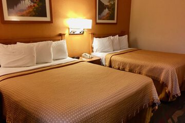 Room 12 of 22