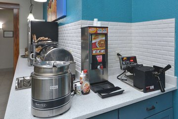 Breakfast/Coffee Service 104 of 118