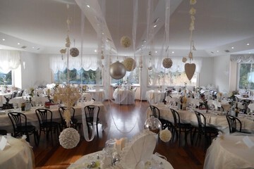 Indoor wedding