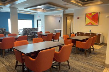 Breakfast/Coffee Service 52 of 58