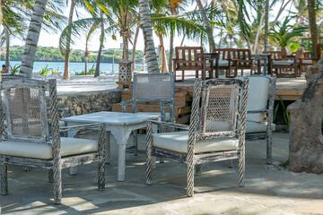 Beach bar
