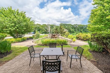 Bellissimo Hotel Trademark by Wyndham Near Foxwoods Casino