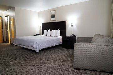 Room 42 of 49