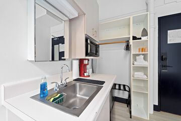 Private kitchenette
