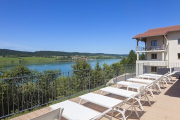 Sundeck