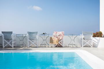 Infinity pool