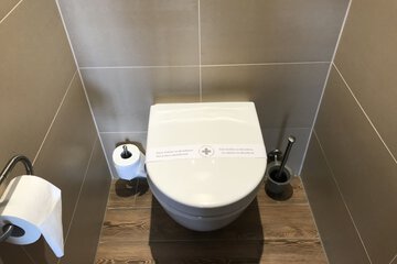 Bathroom amenities
