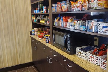 Snack bar