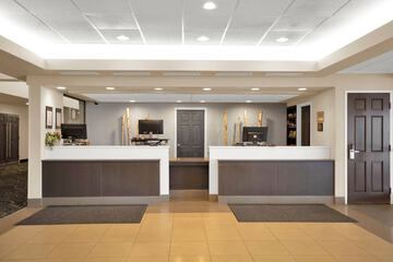 Concierge desk