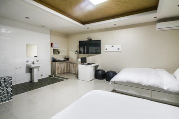 guest_rooms