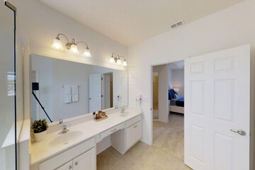 Bathroom sink