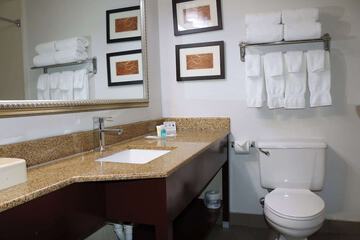 Room 32 of 51
