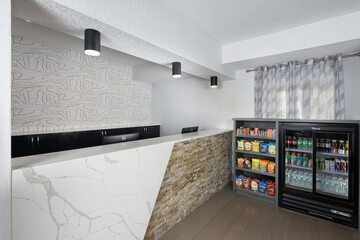 Hotel Interior 9 of 47