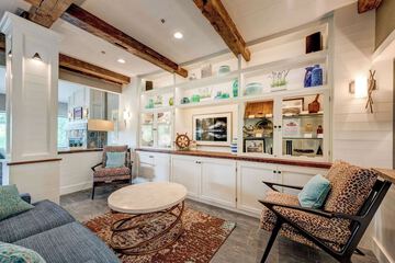 Hotel Interior 5 of 46