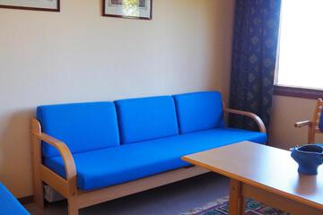 Shared lounge/TV area
