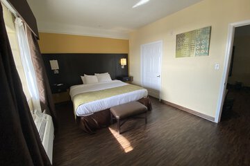 Room 29 of 69