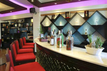 Hotel Bar