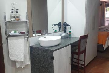 Photo 32