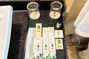 Bathroom amenities