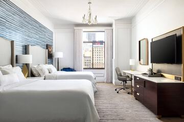 Room 28 of 135