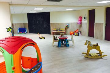 Children's play area - indoor