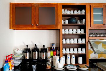 Breakfast/Coffee Service 48 of 67