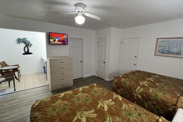 Riviera Resorts & Suites