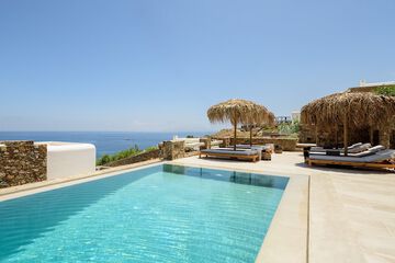 Infinity pool