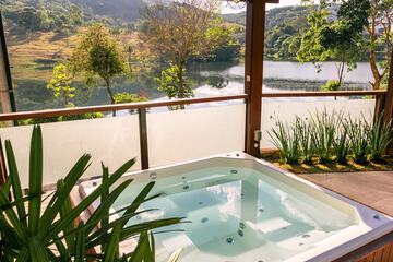 Private spa tub