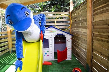 Children's play area - indoor