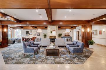 Ayres Suites Mission Viejo – Lake Forest