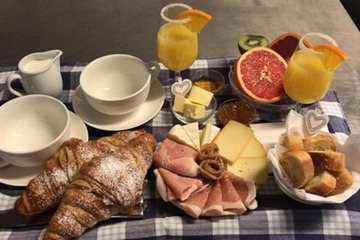 Breakfast meal