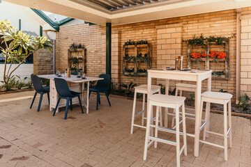 Cafe