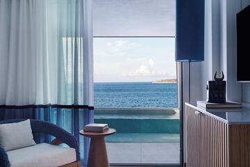 Beach/ocean view