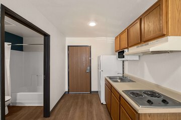 Room 32 of 43