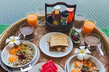 Breakfast meal