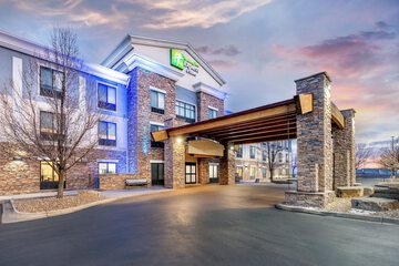 Holiday Inn Express & Suites Loveland by IHG