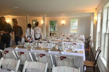 Banquet hall