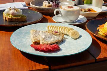 Breakfast meal