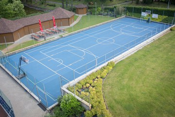 Sport court
