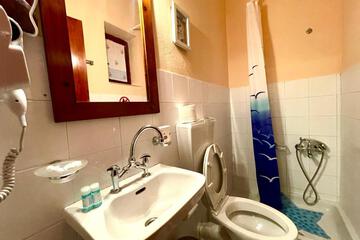 Photo 48