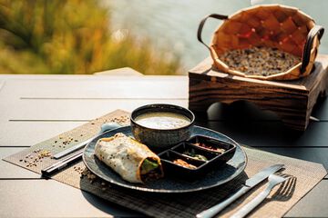 Breakfast meal