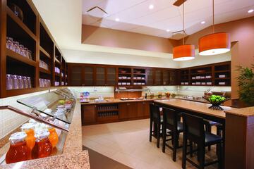 Breakfast/Coffee Service 18 of 35