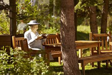 Children's play area - outdoor