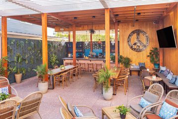Poolside bar