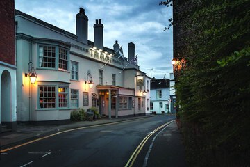 Front of property - evening/night