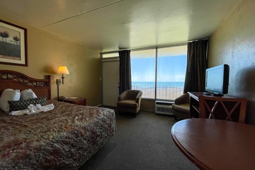 Beach/ocean view