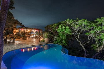 Infinity pool