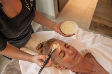 Facial