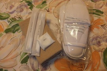 Bathroom amenities